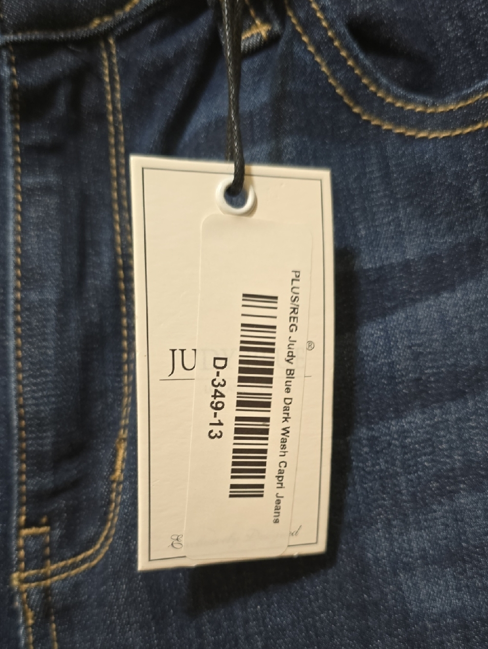 Judy Blue Dark Wash Women’s Capri Jeans - Dark Blue - Picture 5 of 6